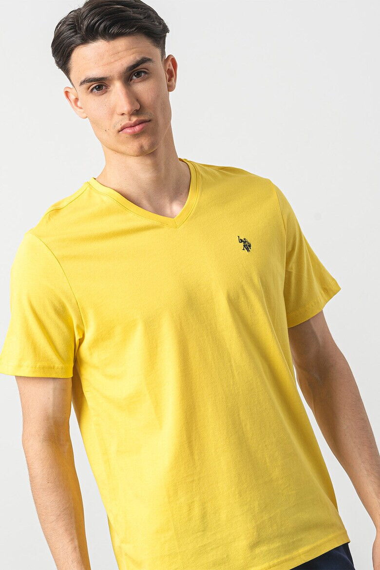 US Polo Assn U.S. Polo Assn - Памучна тениска с шпиц - Pepit.bg