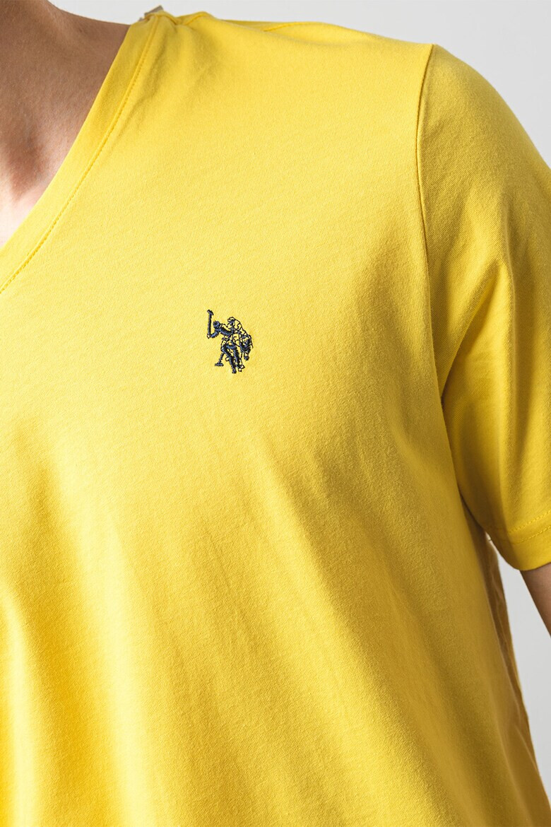 US Polo Assn U.S. Polo Assn - Памучна тениска с шпиц - Pepit.bg