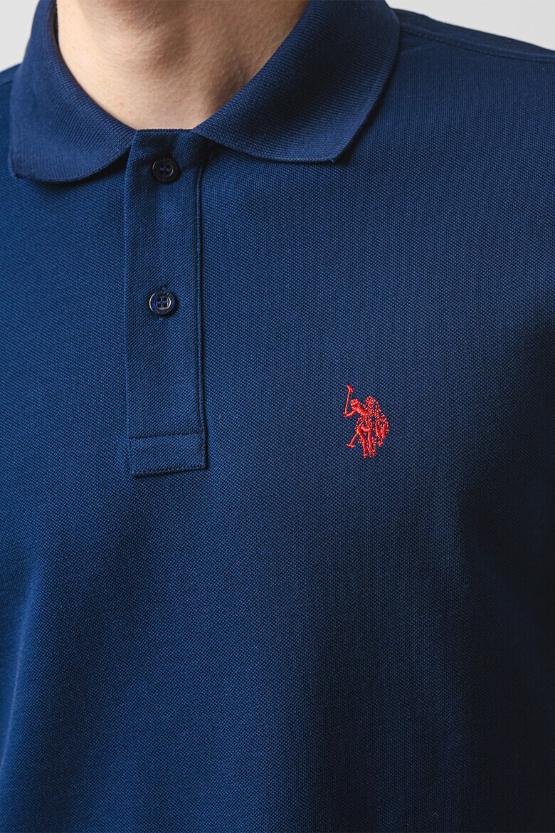 US Polo Assn U.S. Polo Assn - Слим памучна тениска с яка - Pepit.bg