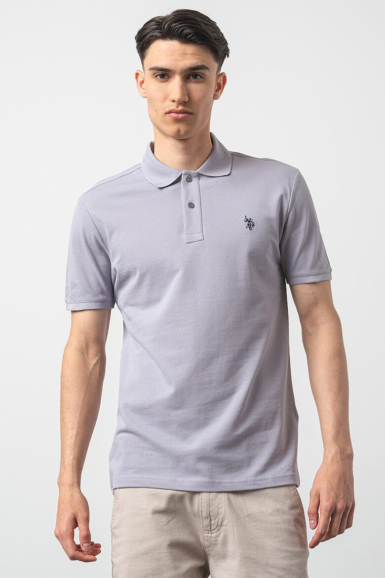 US Polo Assn U.S. Polo Assn Слим памучна тениска с яка - Pepit.bg