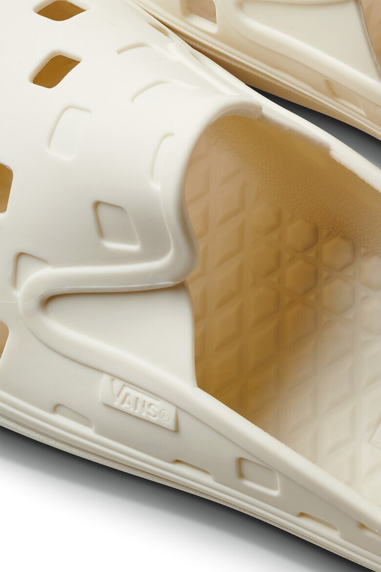 Vans Сабо с перфорации - Pepit.bg