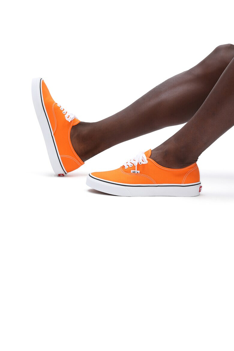 Vans Унисекс текстилни кецове Authentic - Pepit.bg