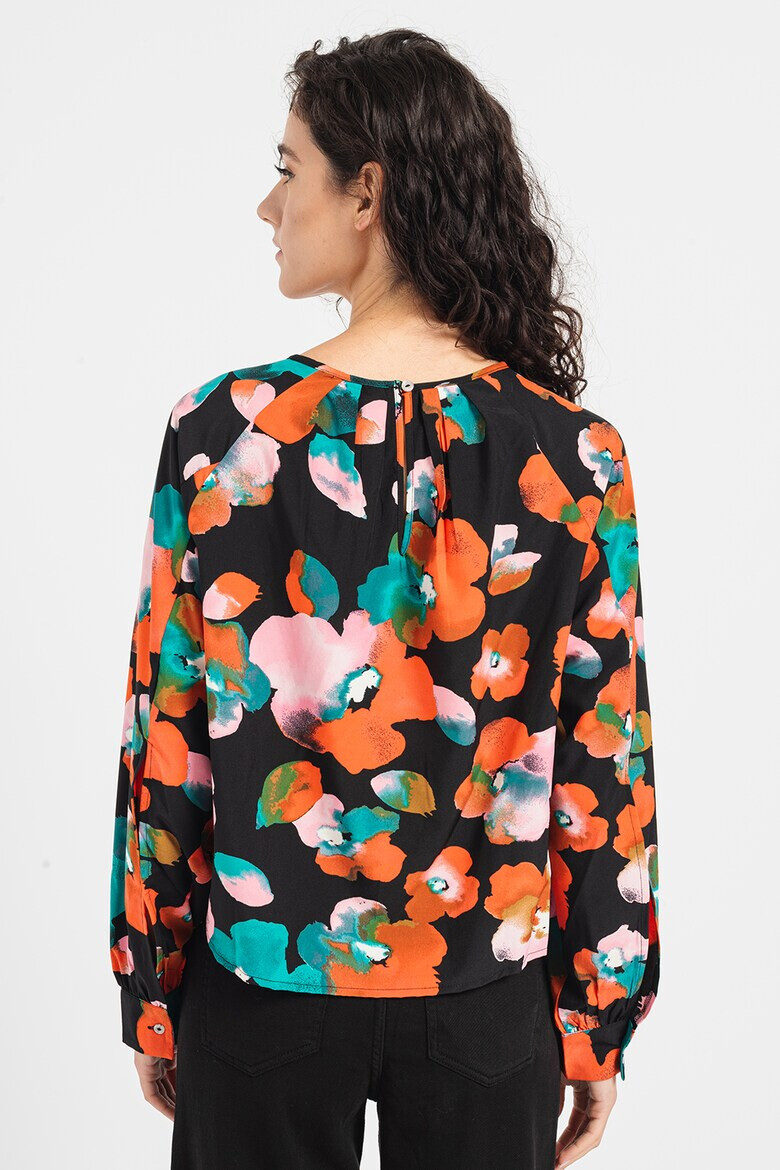 Vero Moda Флорална ефирна блуза - Pepit.bg