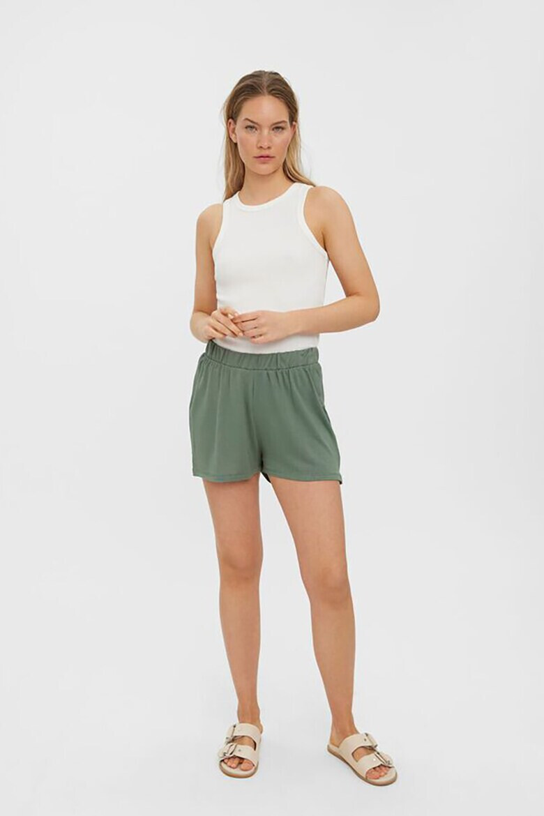 Vero Moda Къс панталон с еластична талия - Pepit.bg