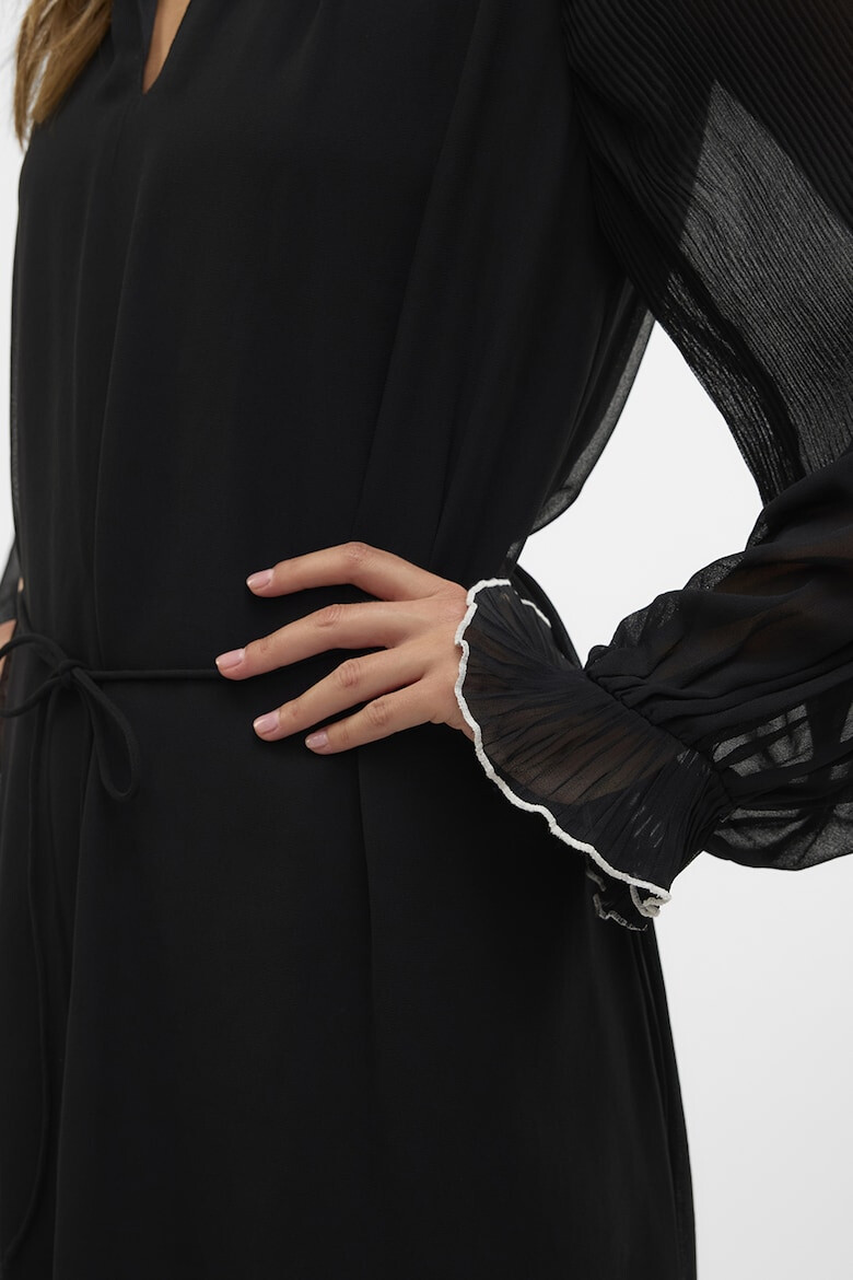 Vero Moda Къса рокля с шпиц и колан - Pepit.bg