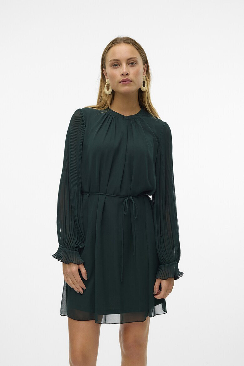 Vero Moda Къса рокля с шпиц и колан - Pepit.bg