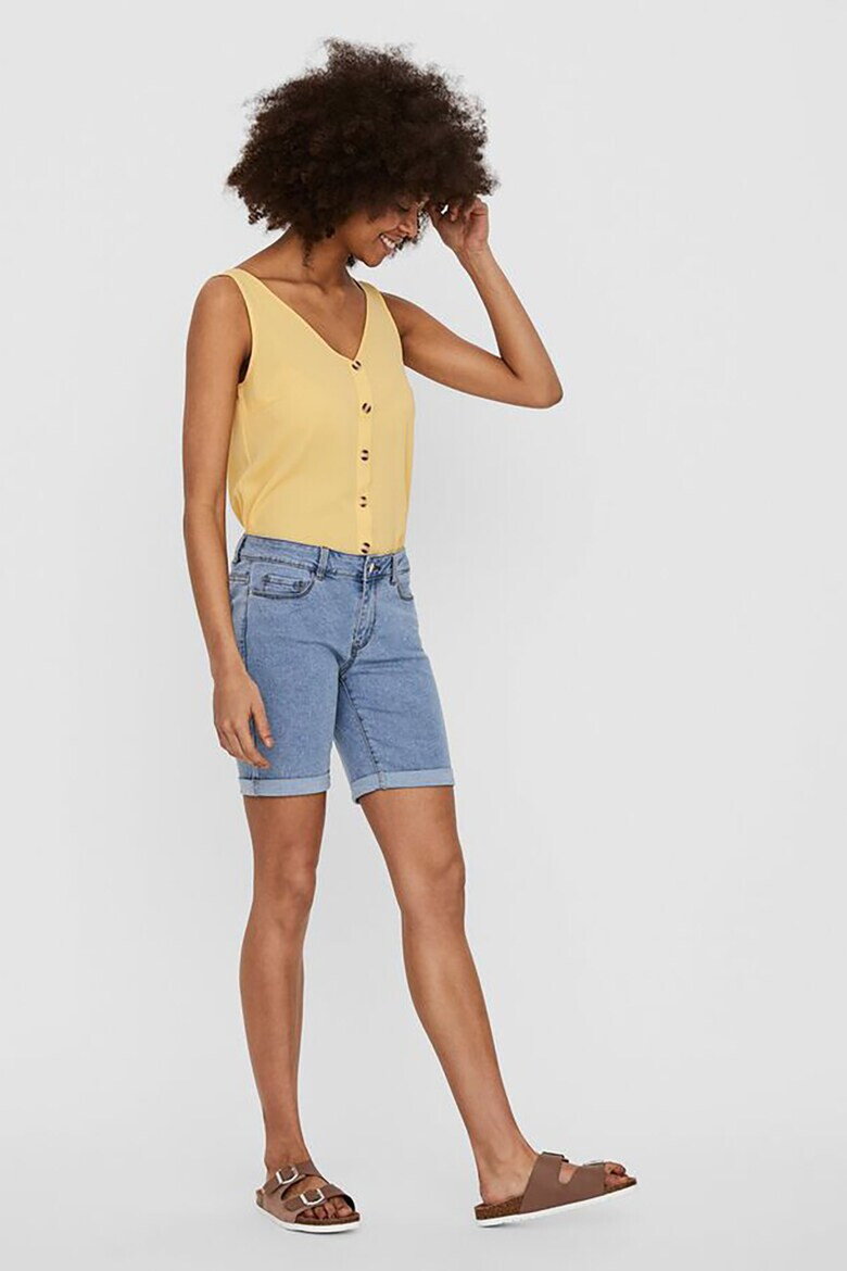 Vero Moda Къси дънки със средна талия - Pepit.bg