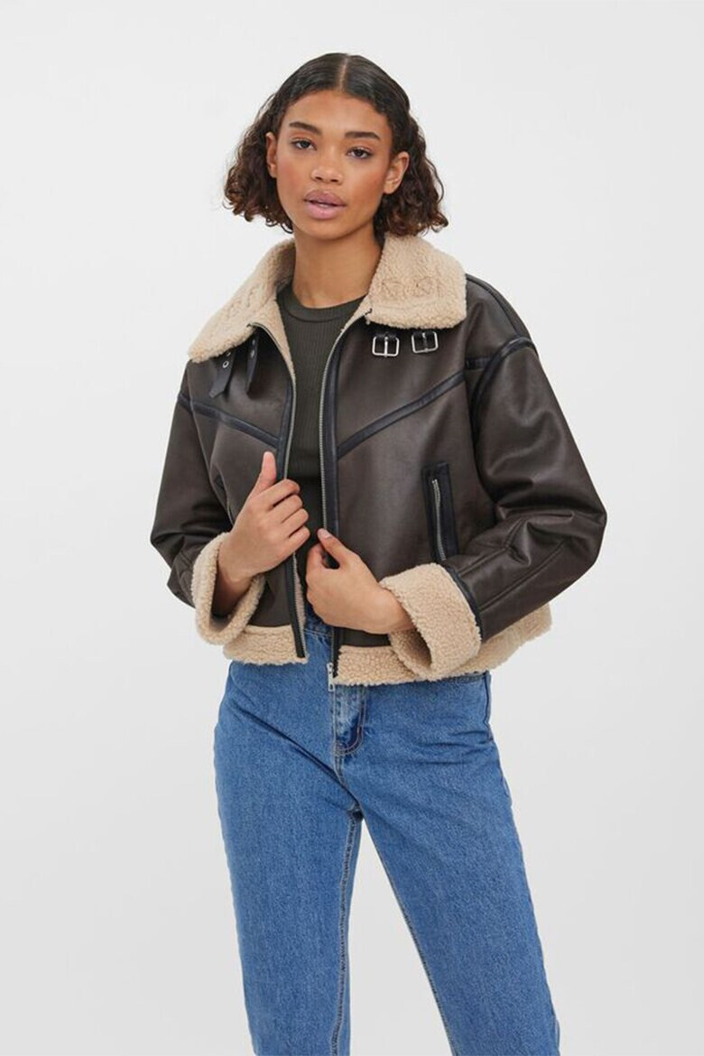 Vero Moda Късо палто с еко пух - Pepit.bg