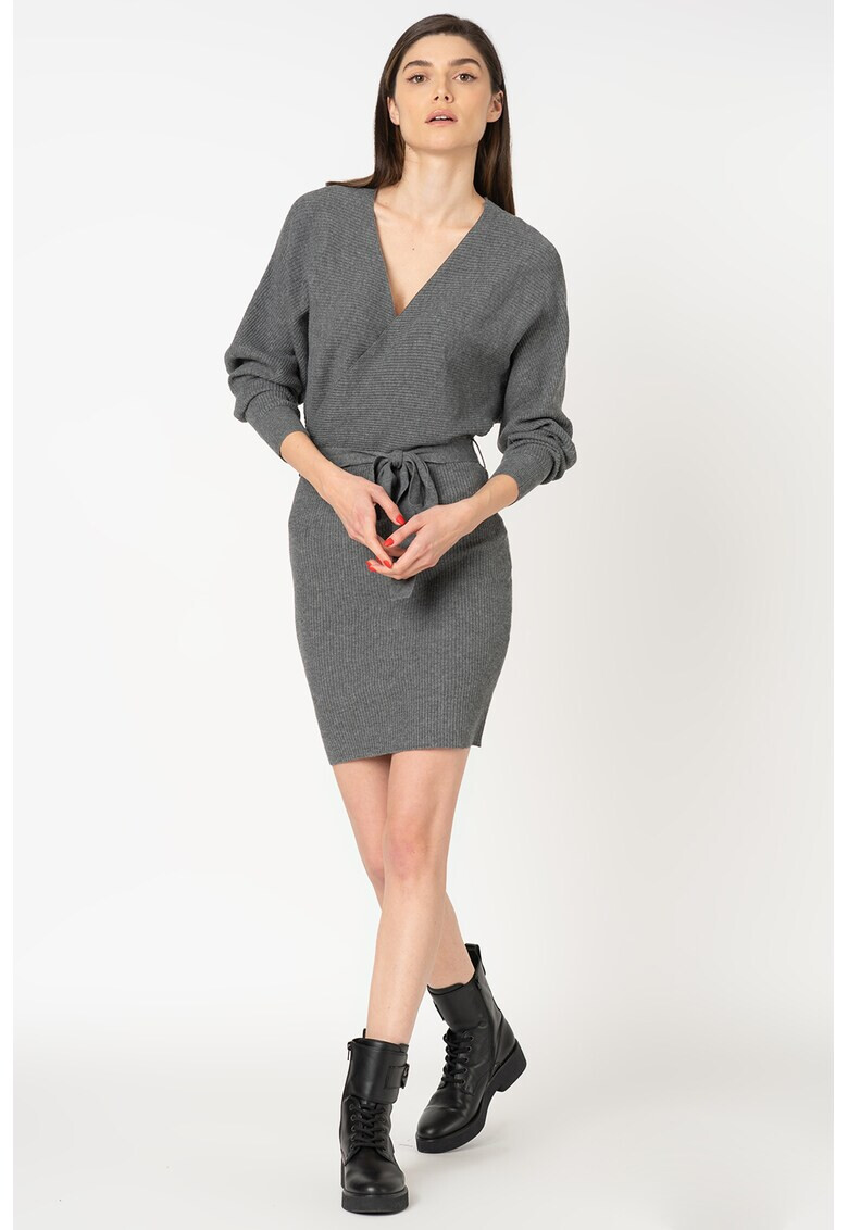 Vero Moda Плетена рокля Rem с шпиц - Pepit.bg