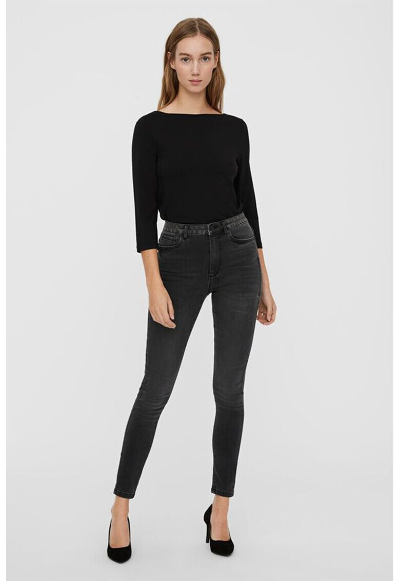 Vero Moda Прилепнали дънки с висока талия - Pepit.bg
