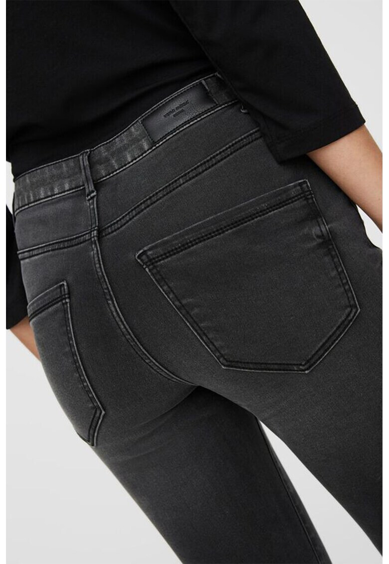 Vero Moda Прилепнали дънки с висока талия - Pepit.bg