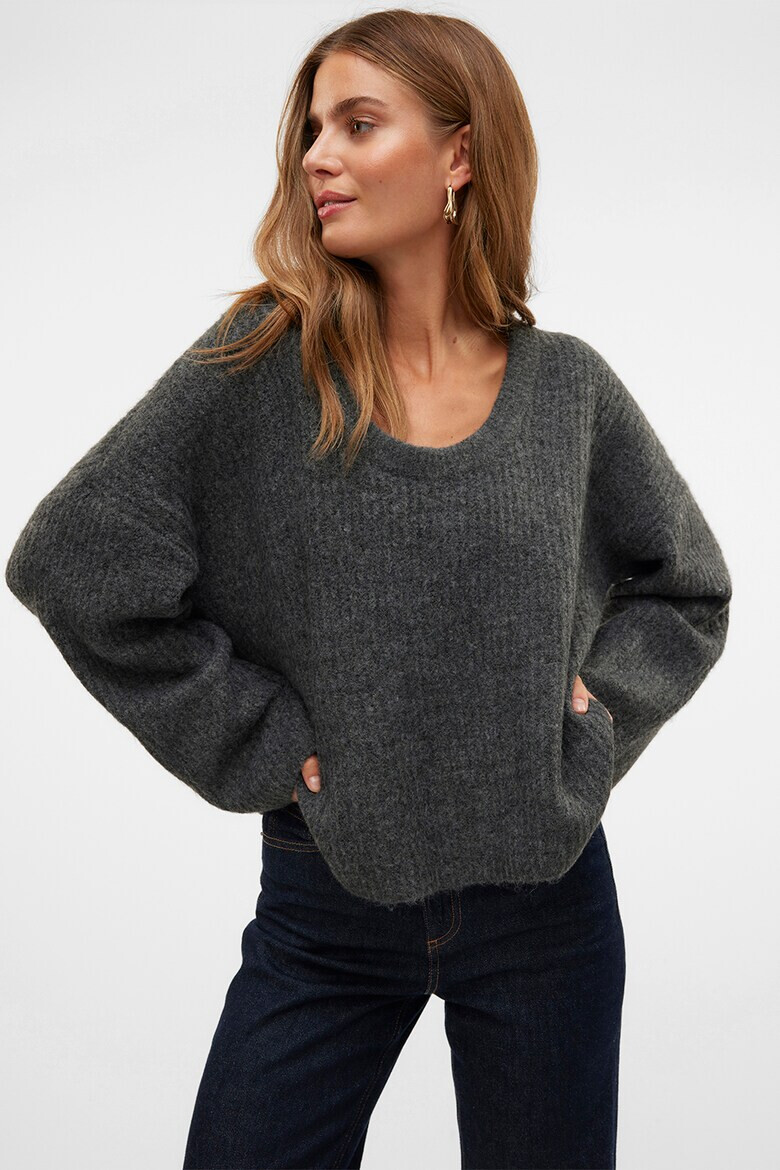 Vero Moda Пуловер Gemma с едра плетка - Pepit.bg