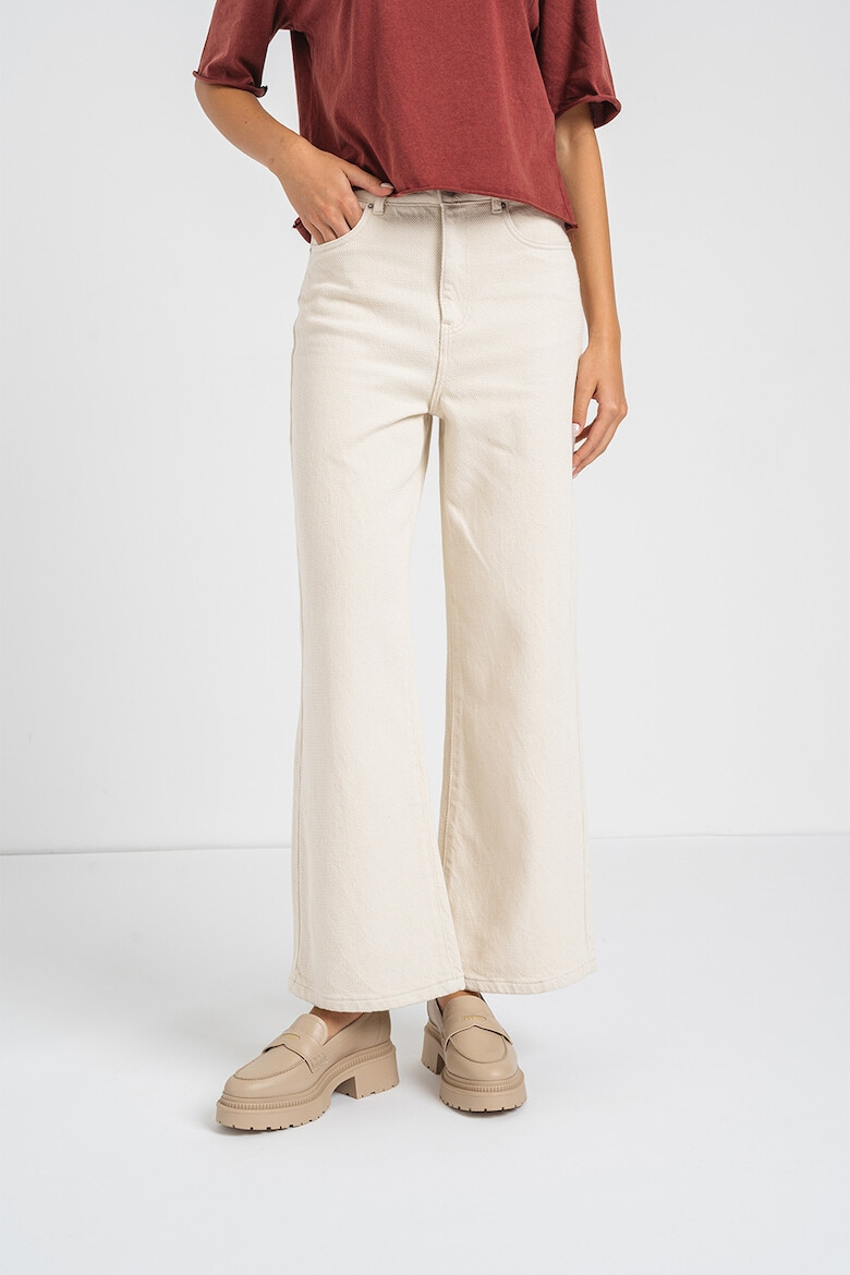 Vero Moda Широки дънки Kathy - Мръснобял - Pepit.bg