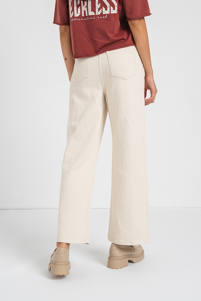 Vero Moda Широки дънки Kathy - Мръснобял - Pepit.bg