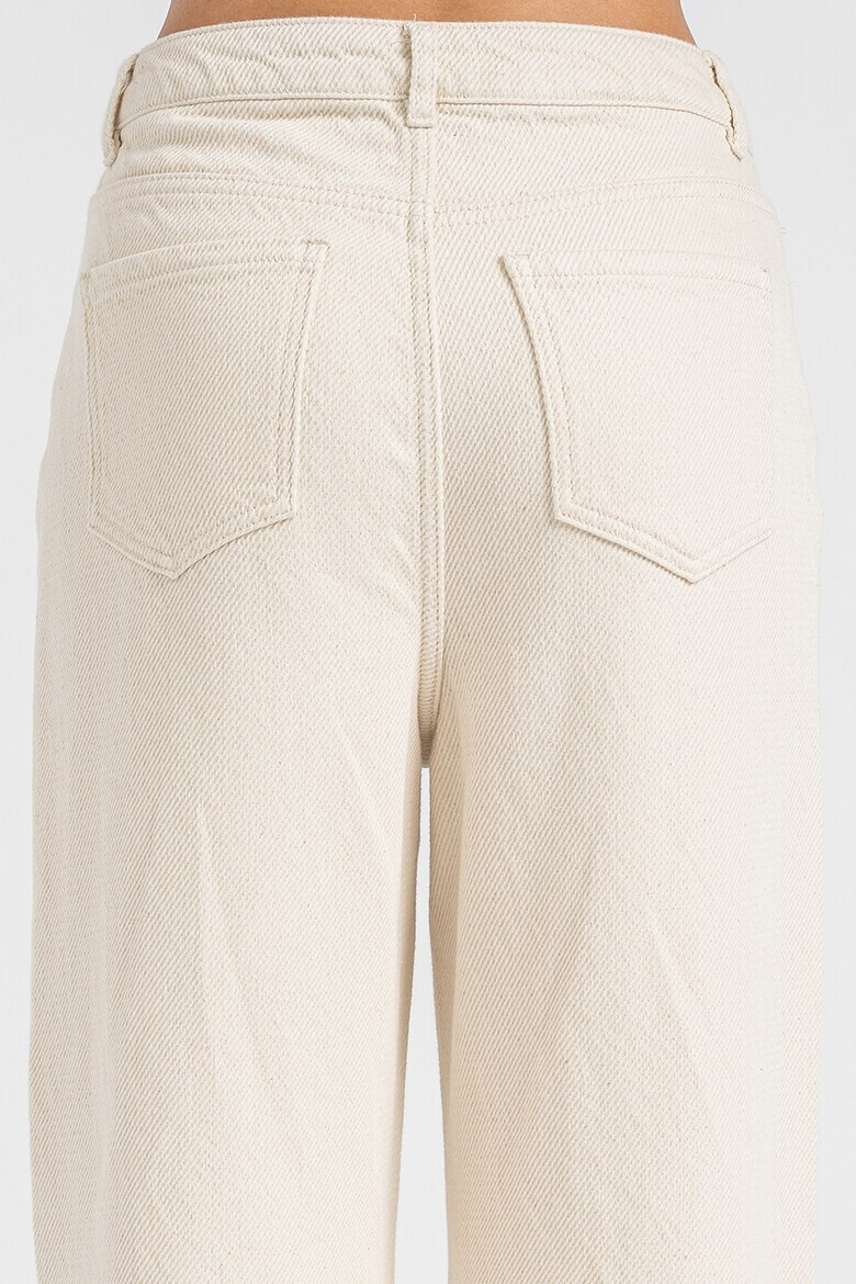 Vero Moda Широки дънки Kathy - Мръснобял - Pepit.bg