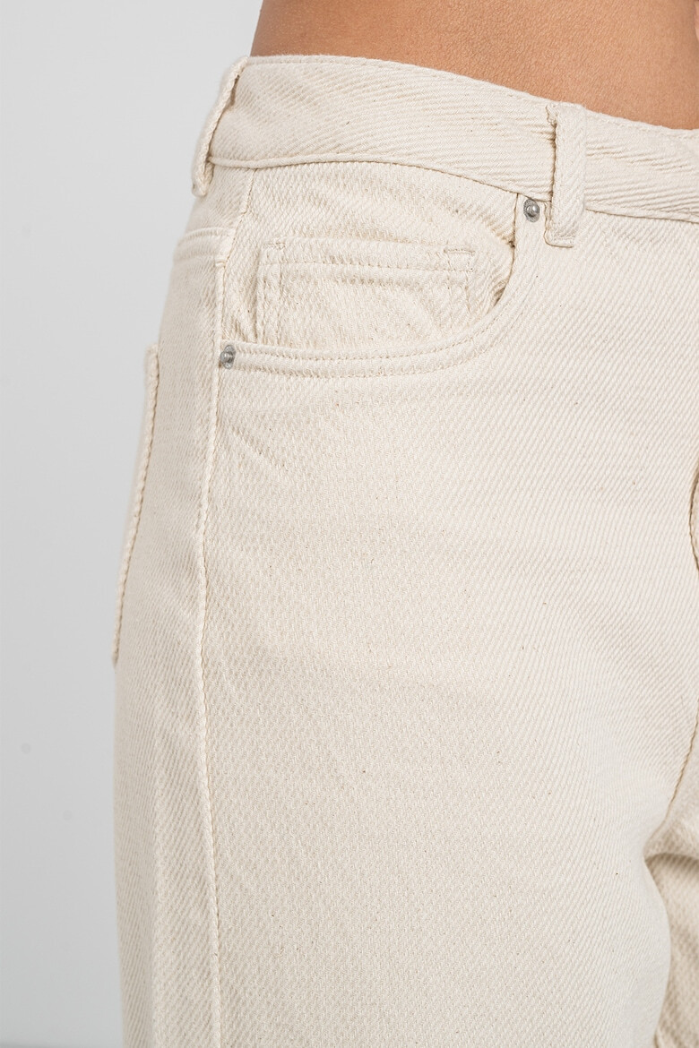 Vero Moda Широки дънки Kathy - Мръснобял - Pepit.bg