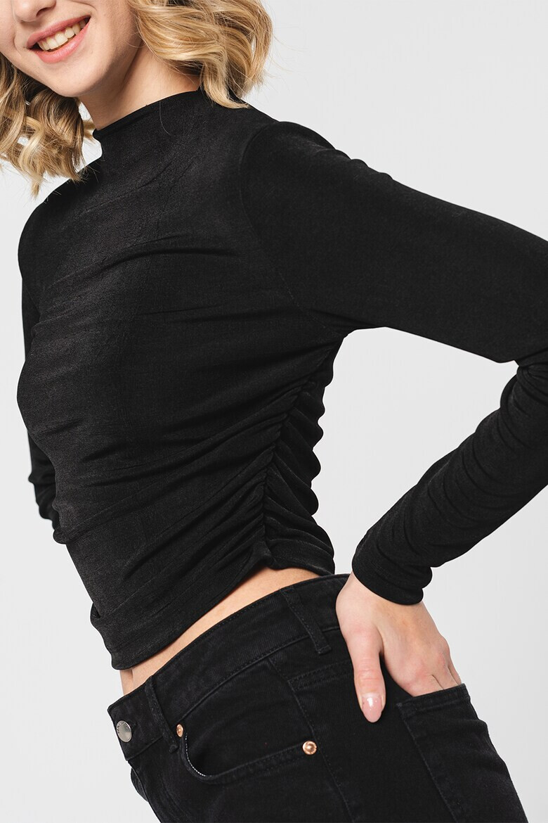 Vero Moda Скъсена блуза с рюш - Pepit.bg