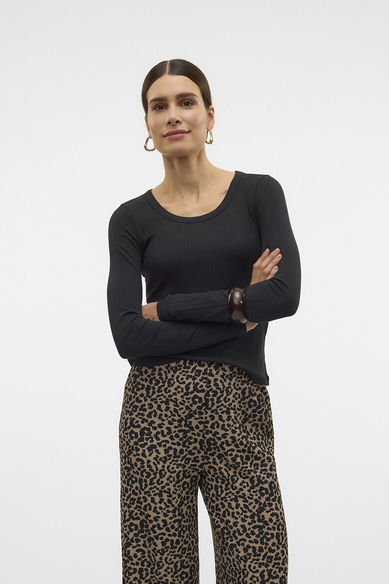 Vero Moda Слим блуза с модал - Pepit.bg