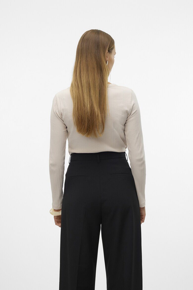 Vero Moda Слим блуза с модал - Pepit.bg