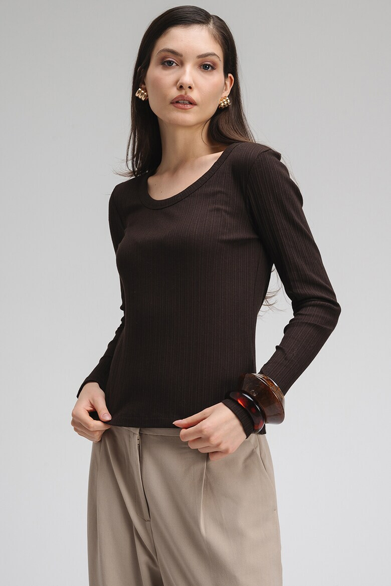 Vero Moda Слим блуза с модал - Pepit.bg