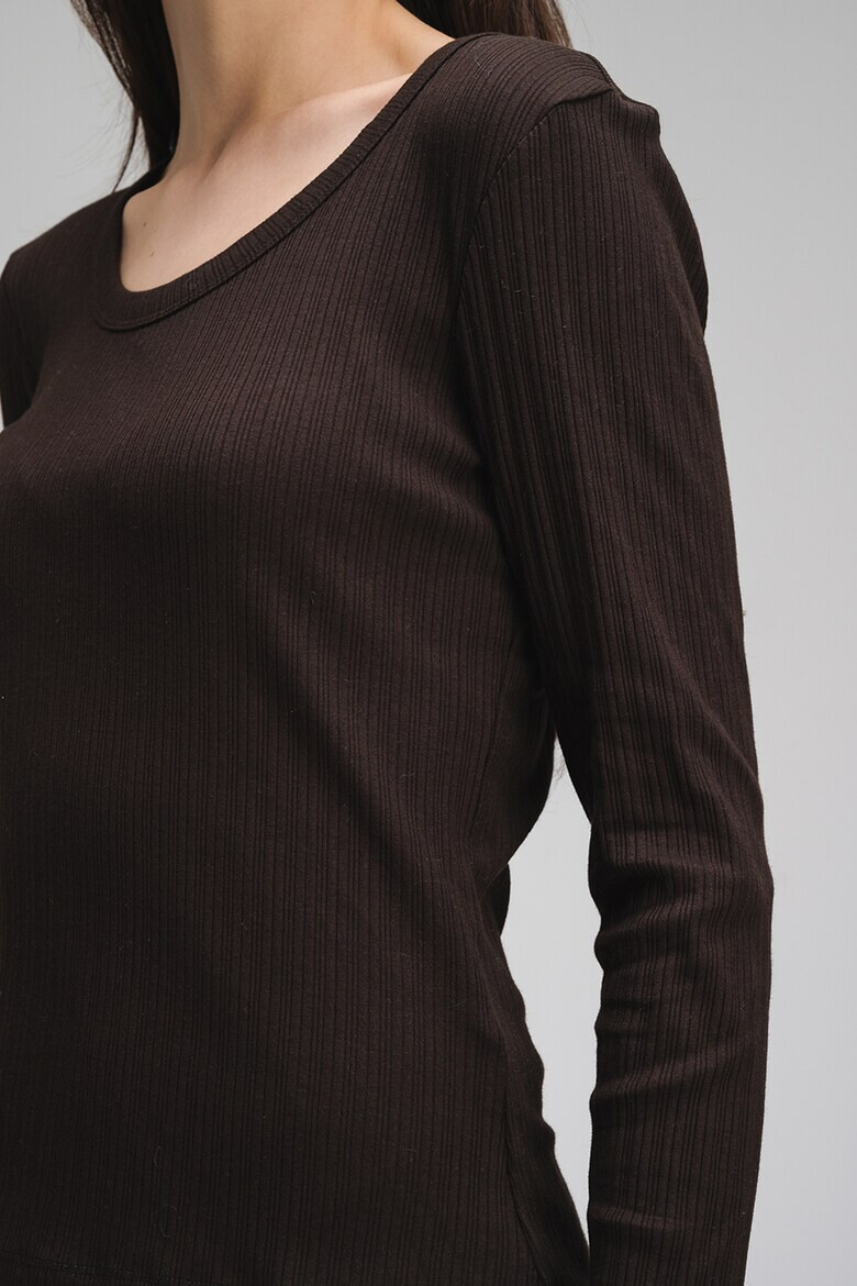 Vero Moda Слим блуза с модал - Pepit.bg