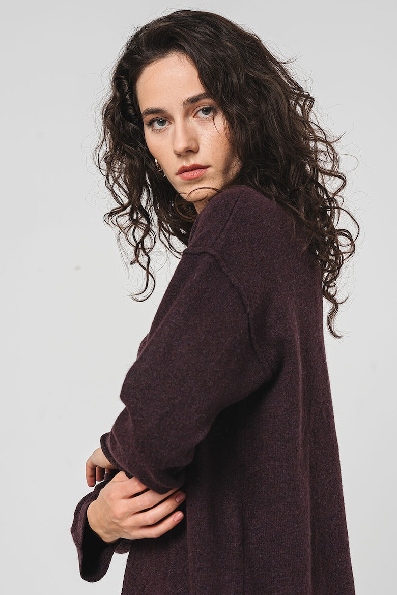 Vero Moda Свободен шпиц пуловер - Pepit.bg