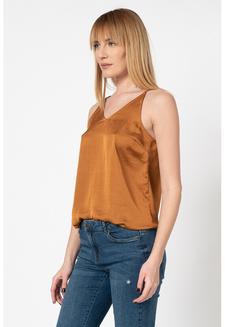 Vero Moda Топ Anny с шпиц - Pepit.bg