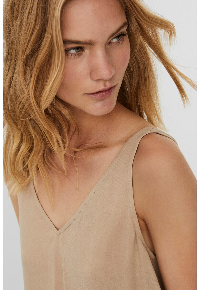 Vero Moda Топ Esther с шпиц - Pepit.bg