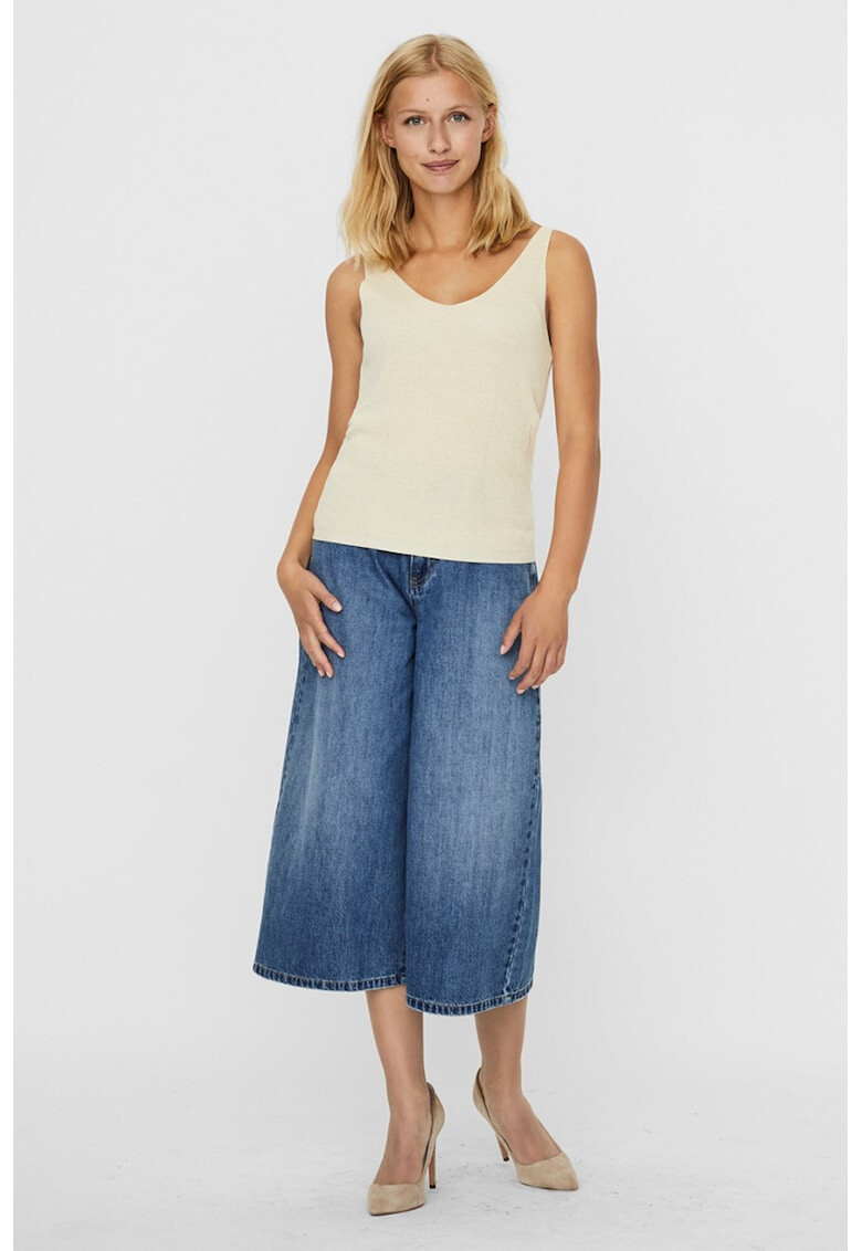 Vero Moda Топ Newlex с шпиц деколте - Pepit.bg