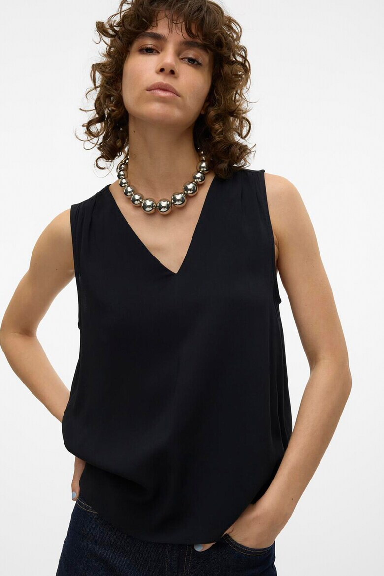 Vero Moda Топ с шпиц - Pepit.bg