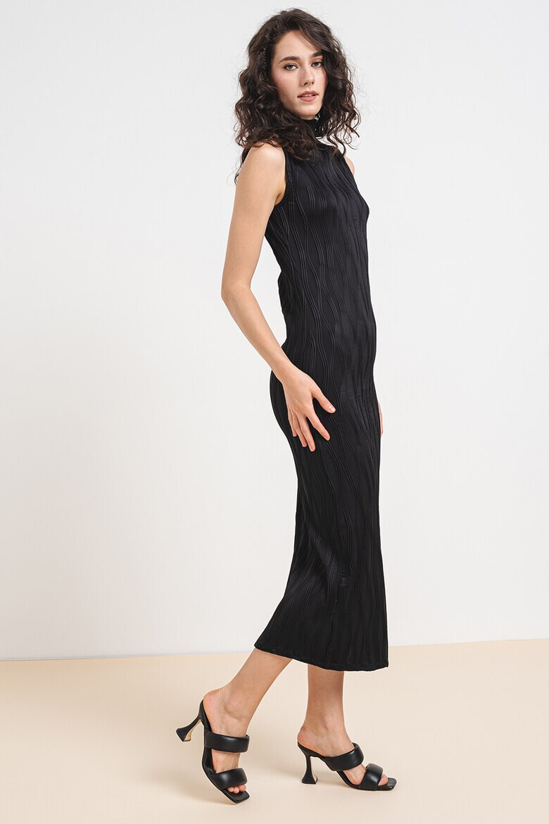 Vero Moda Вталена рокля Peony - Pepit.bg