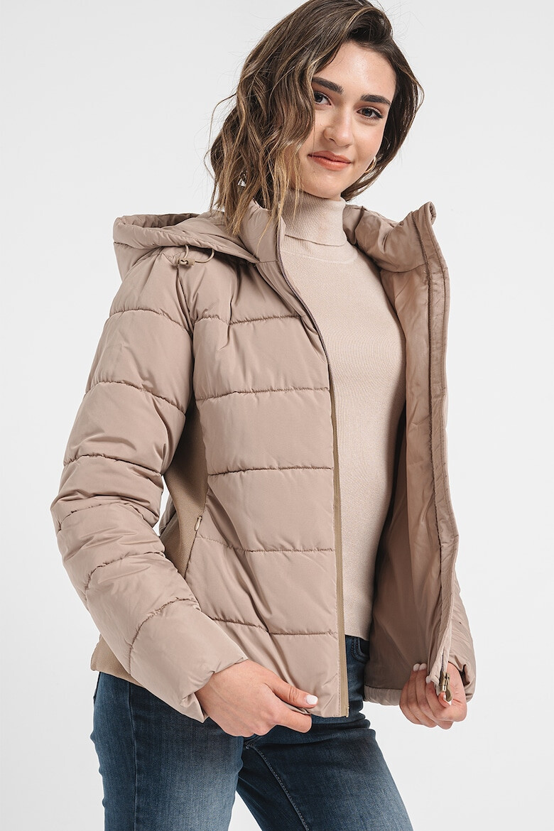 Vero Moda Зимно яке с качулка - Pepit.bg