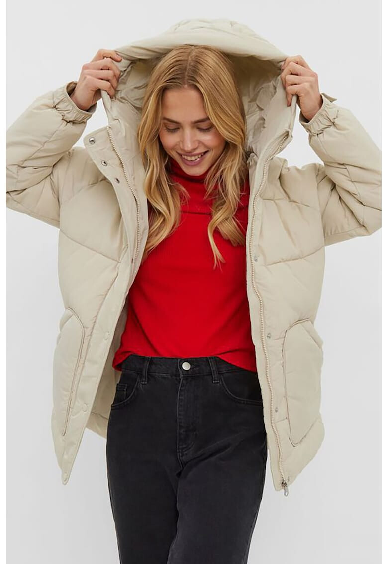 Vero Moda Зимно яке с качулка - Pepit.bg