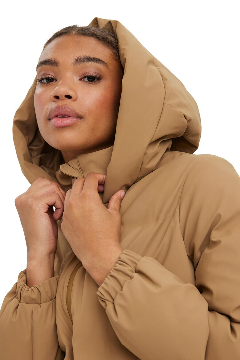 Vero Moda Зимно яке с качулка - Pepit.bg