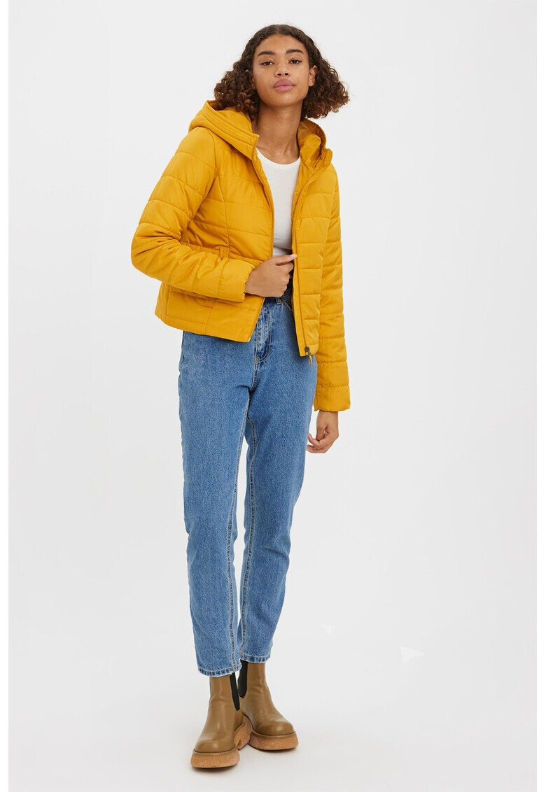 Vero Moda Зимно яке с качулка - Pepit.bg