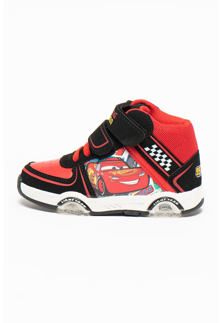 Walt Disney Спортни обувки с LED светлини и Lightning McQueen - Pepit.bg