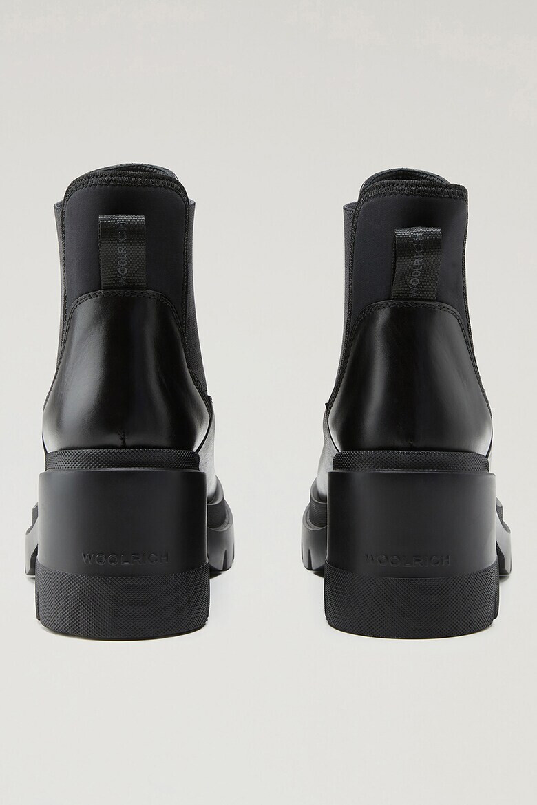 Woolrich Боти Chelsea с масивен ток - Pepit.bg