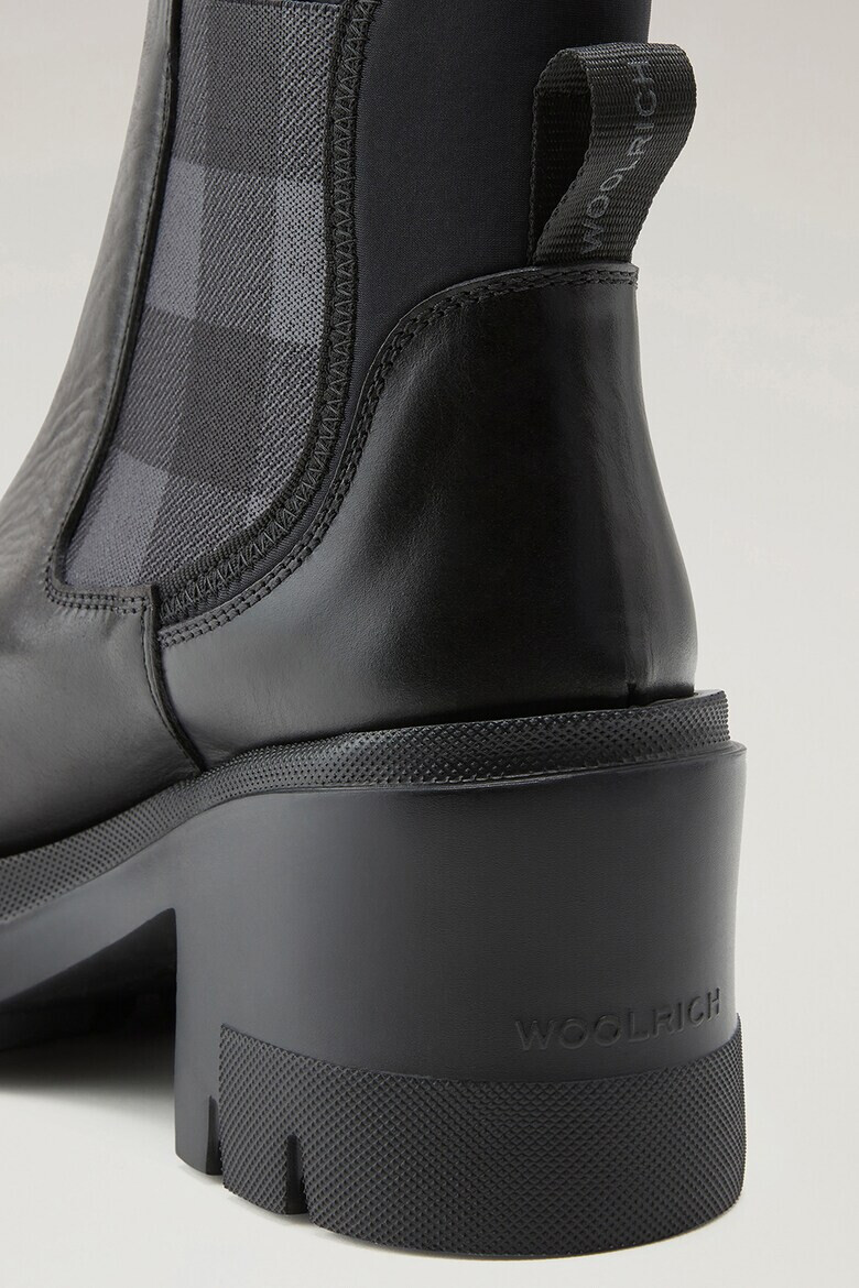 Woolrich Боти Chelsea с масивен ток - Pepit.bg
