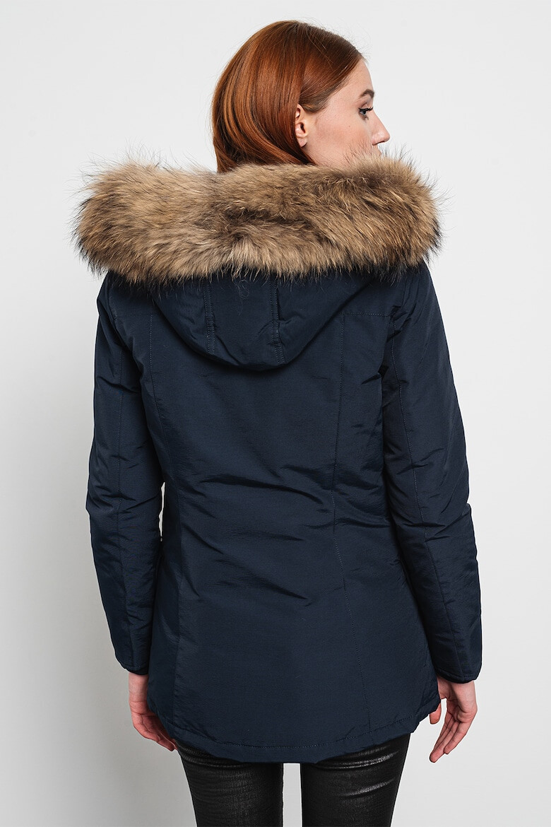 Woolrich Парка Gleeley с качулка - Pepit.bg