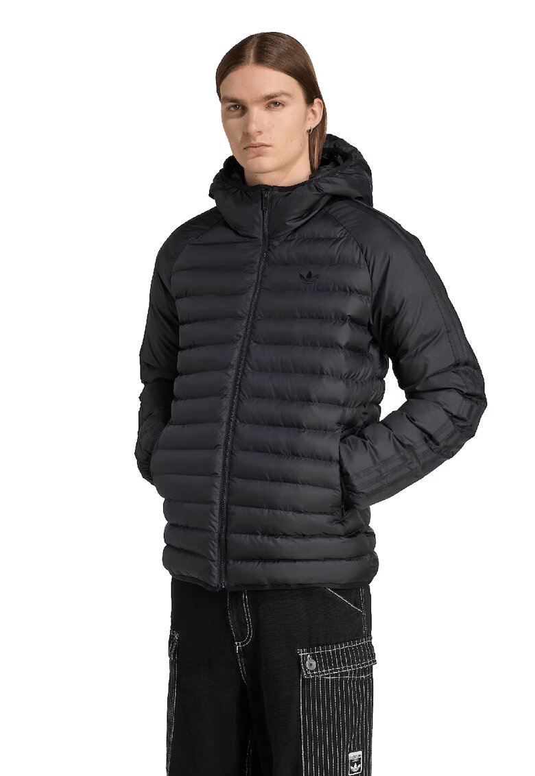 adidas Originals Слим зимно яке с олекотен дизайн