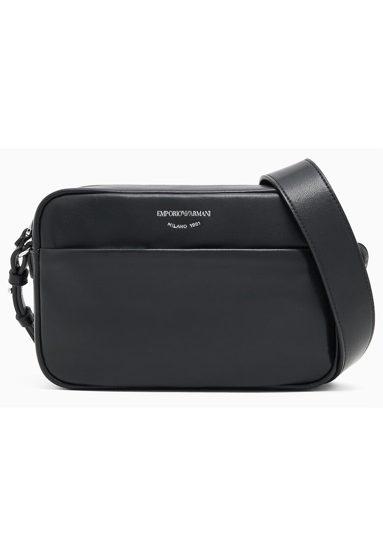 Armani Дамска чанта Emporio модел EW003032AF19229-UC001 - цвят - размери 22x16x6см - класически-модерен стил