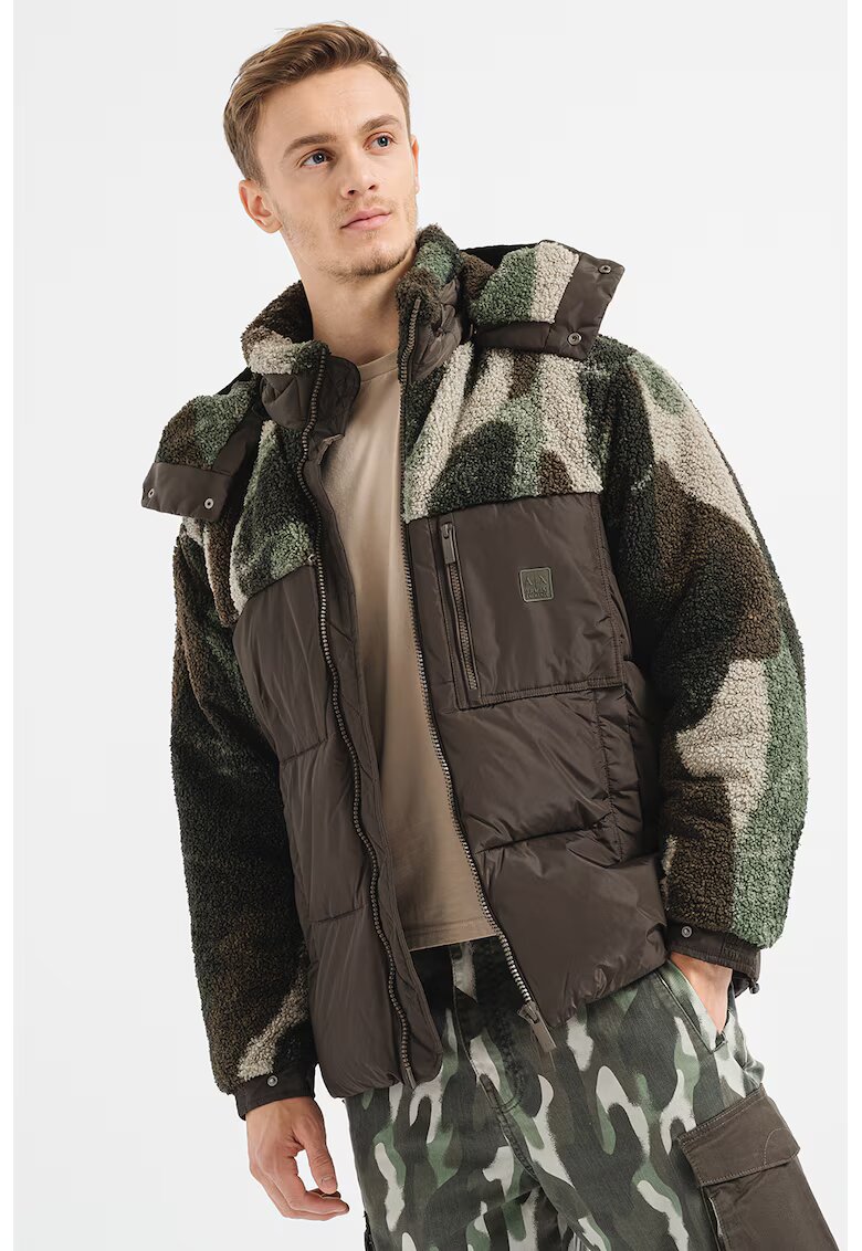 Armani Exchange Зимно яке с джоб на гърдите с цип