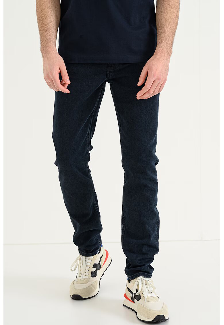 Calvin Klein Слим дънки