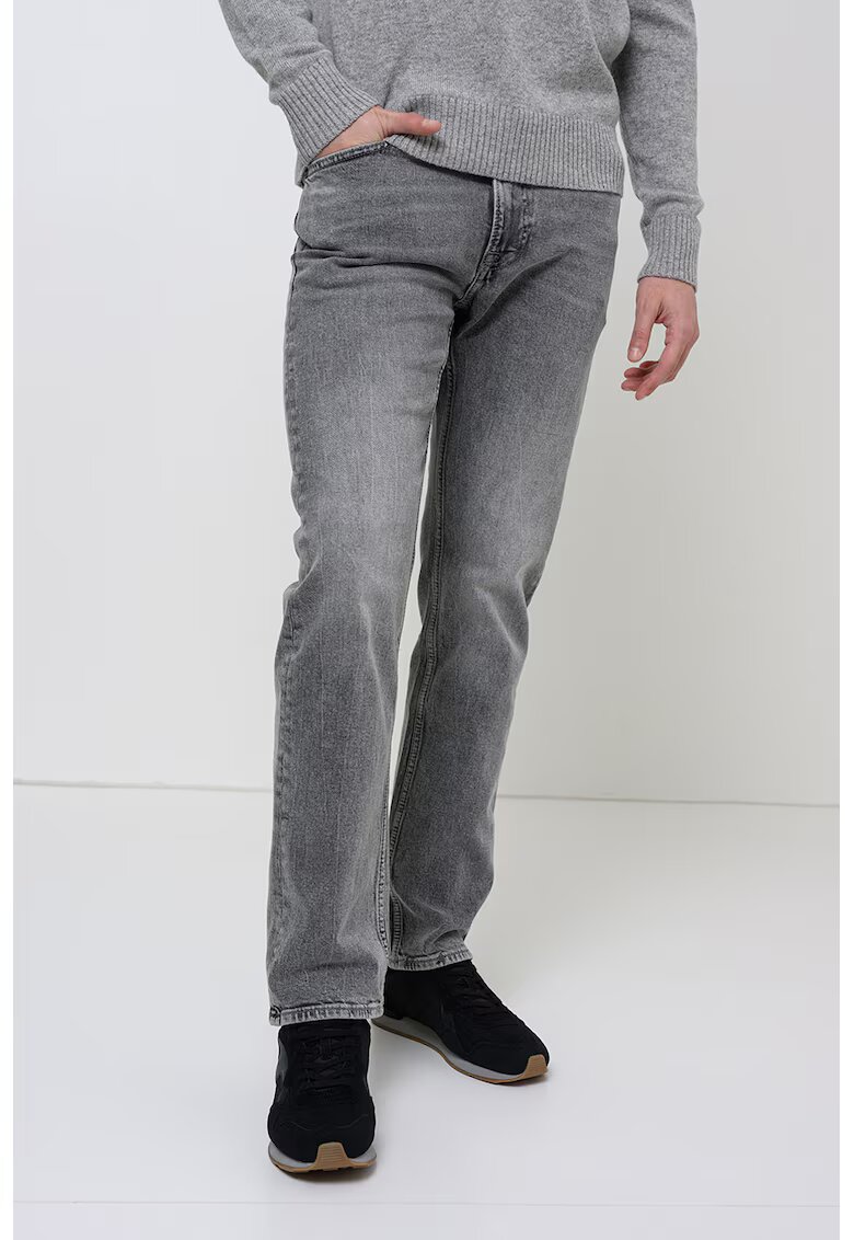 Calvin Klein Слим дънки