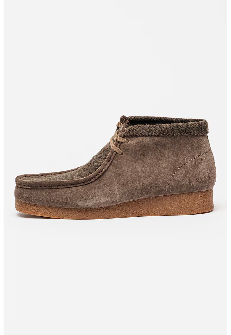 Clarks Скосени велурени кларкове Wallabeeevo
