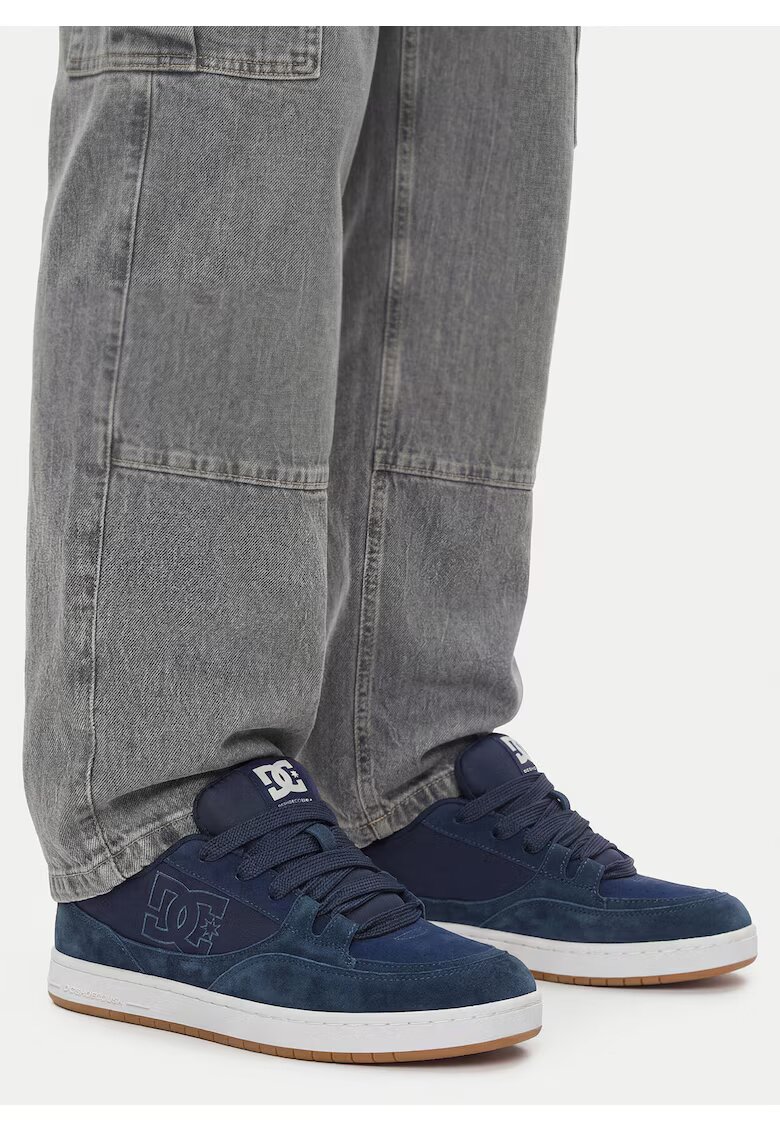 DC Shoes кецове от набук с връзки - сини