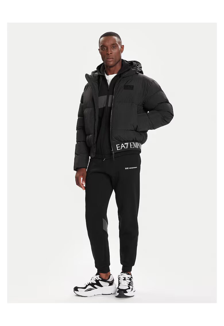 EA7 Зимно яке Emporio Armani - мъжко - черно