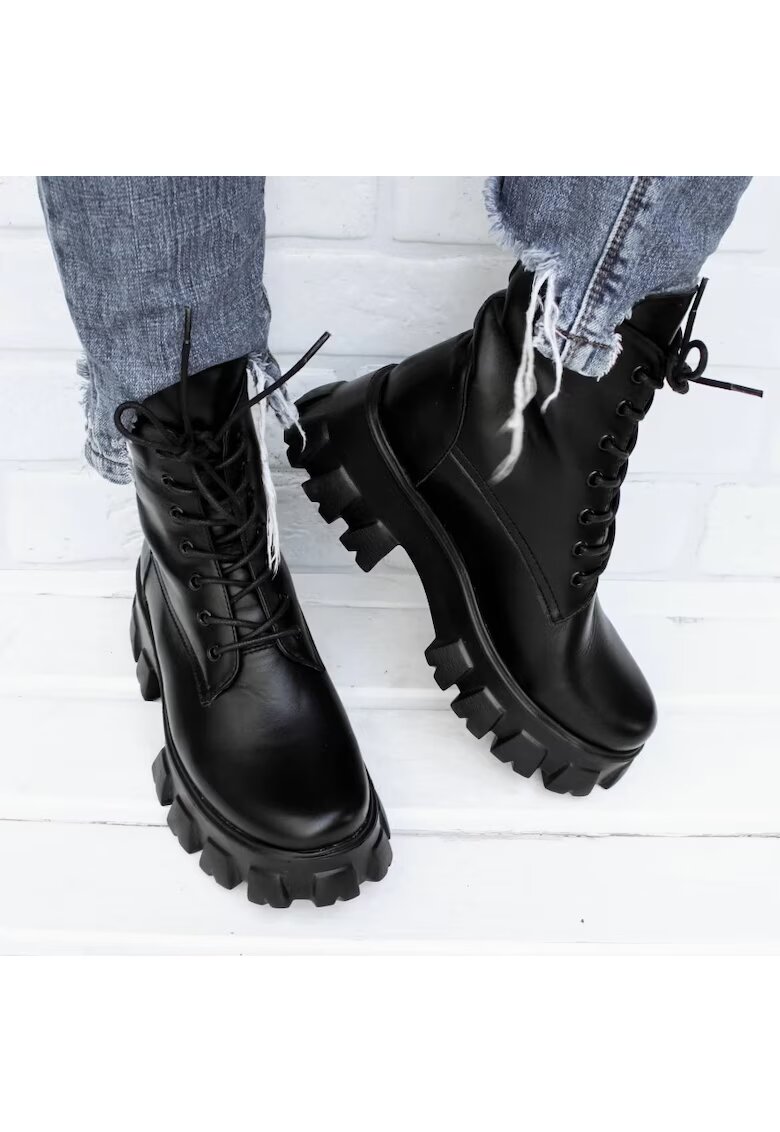 Exclusives Bocanci din piele naturala - cu siret si talpa cu aspect masiv Classic