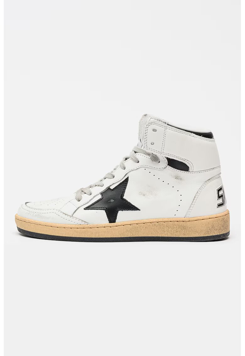 GOLDEN GOOSE Кожени спортни обувки Sky Star - Бял/Черен