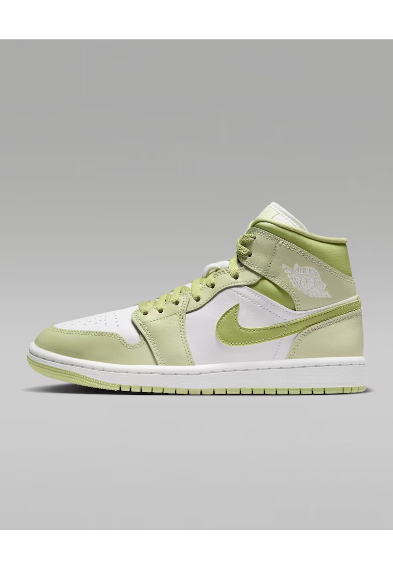 Jordan Дамски спортни обувки - Air 1 Mid Olive Aura" BQ6472-302 - размер 37.5EU"